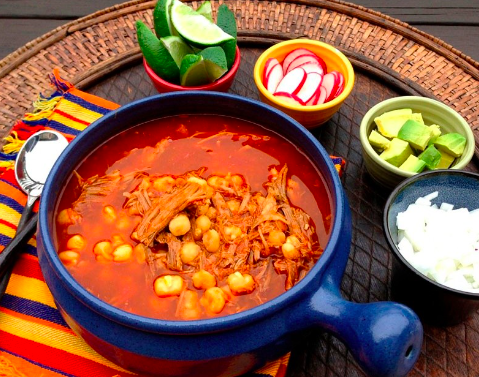 Pozole: Un Placer Tradicional de la Cocina Mexicana